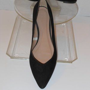 a.n.d A NEW DAY BLACK POINTED TOE FLATS SIZE 11 MEDIUM
